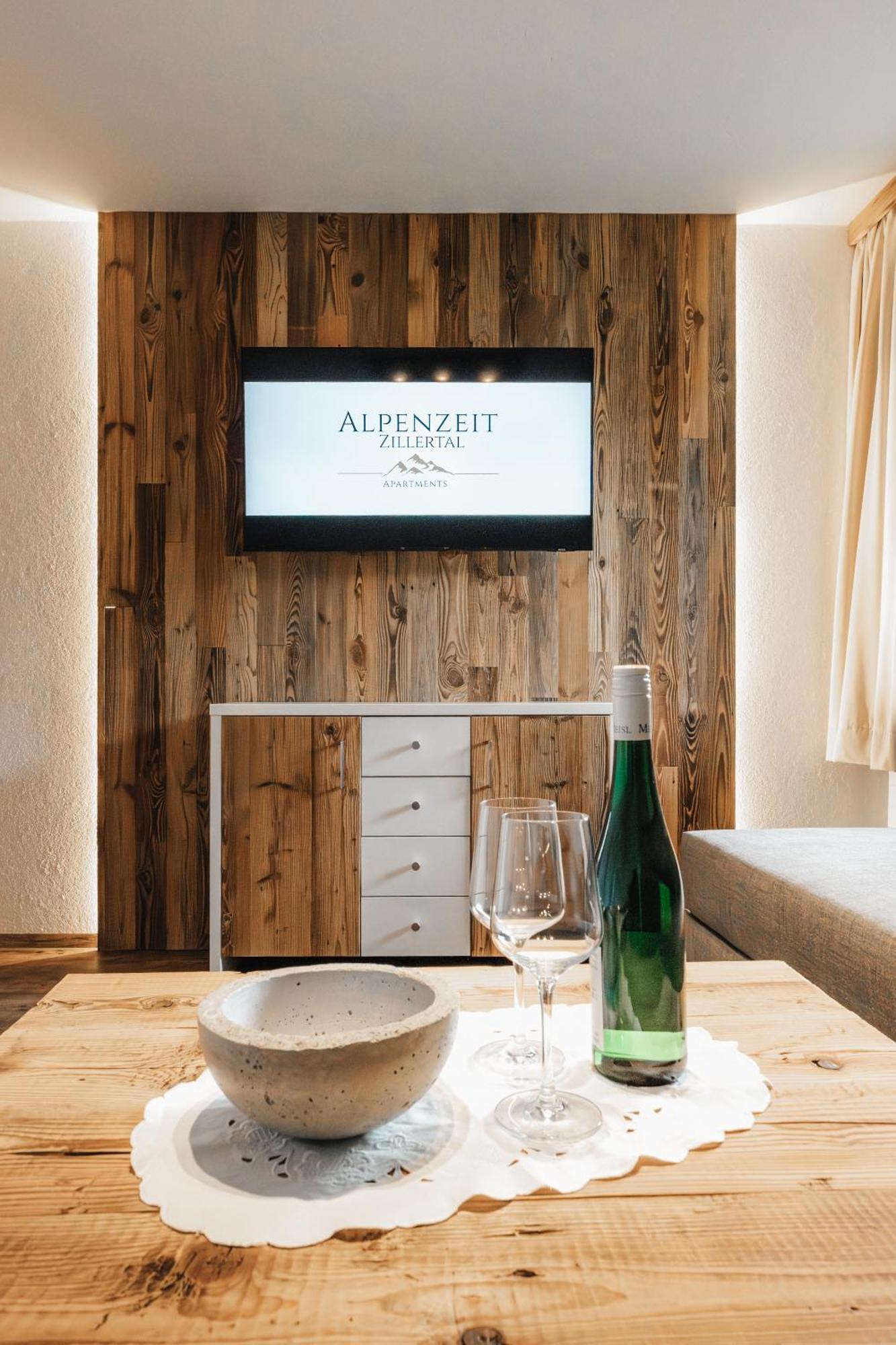 Alpenzeit Zillertal Apartments Zell am Ziller Zewnętrze zdjęcie